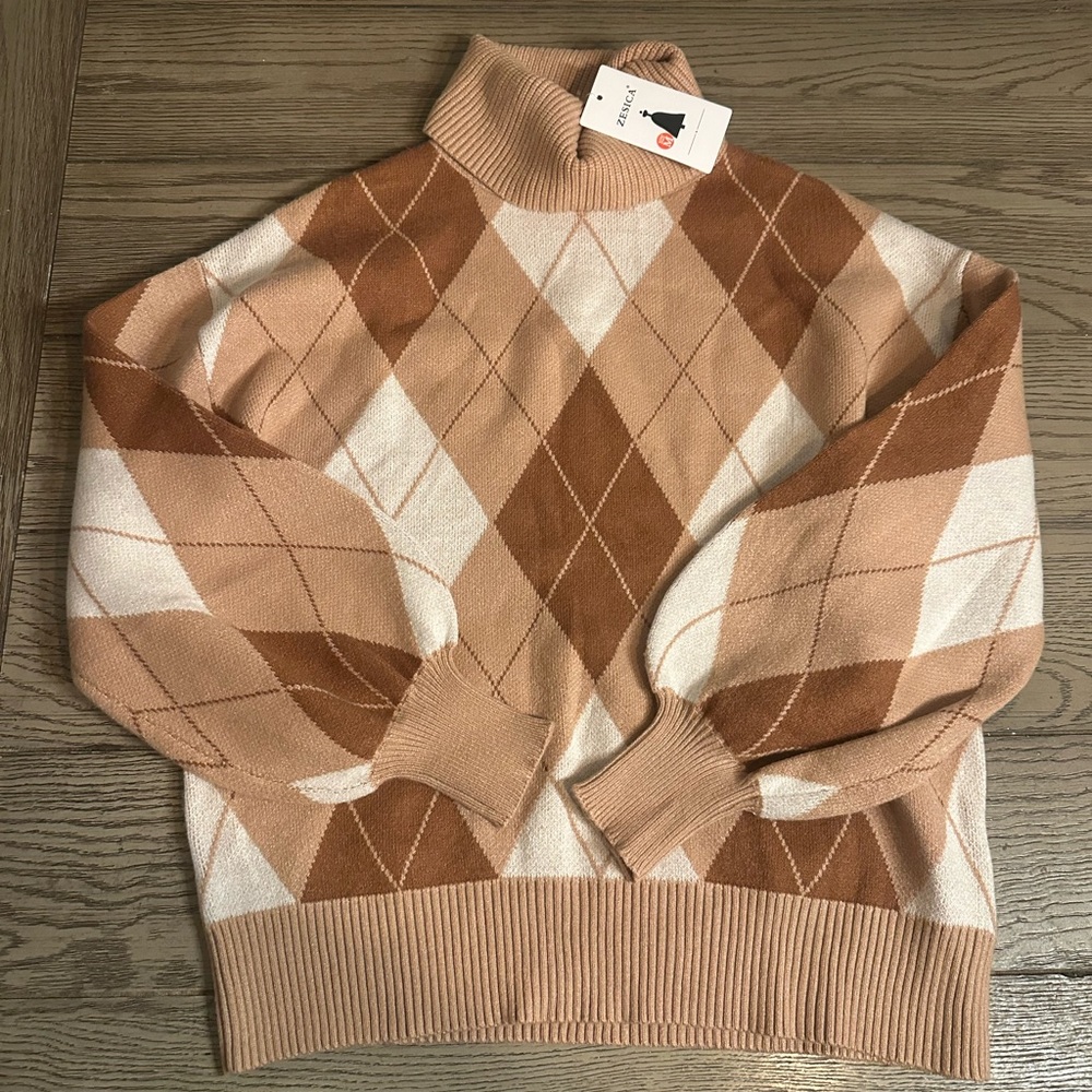 Zesica Diamond Pattern Turtleneck Sweater - Tan and Cream-New!